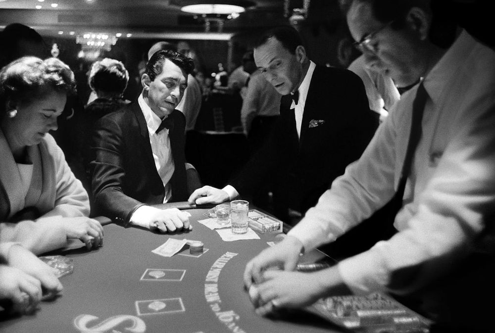 HHpokerapp官网客服
